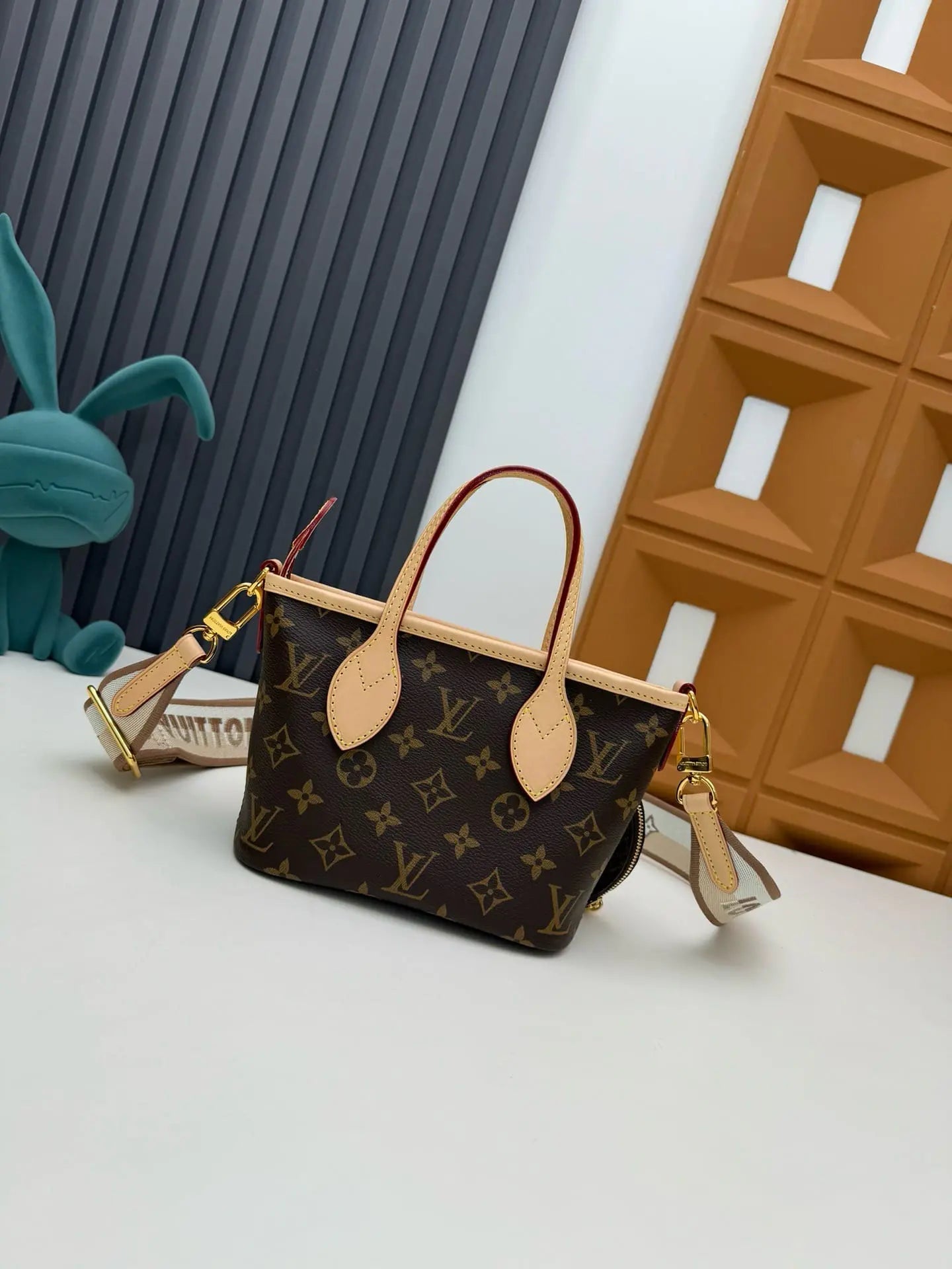 ルイ・ヴィトン ネヴァーフルBB M46705