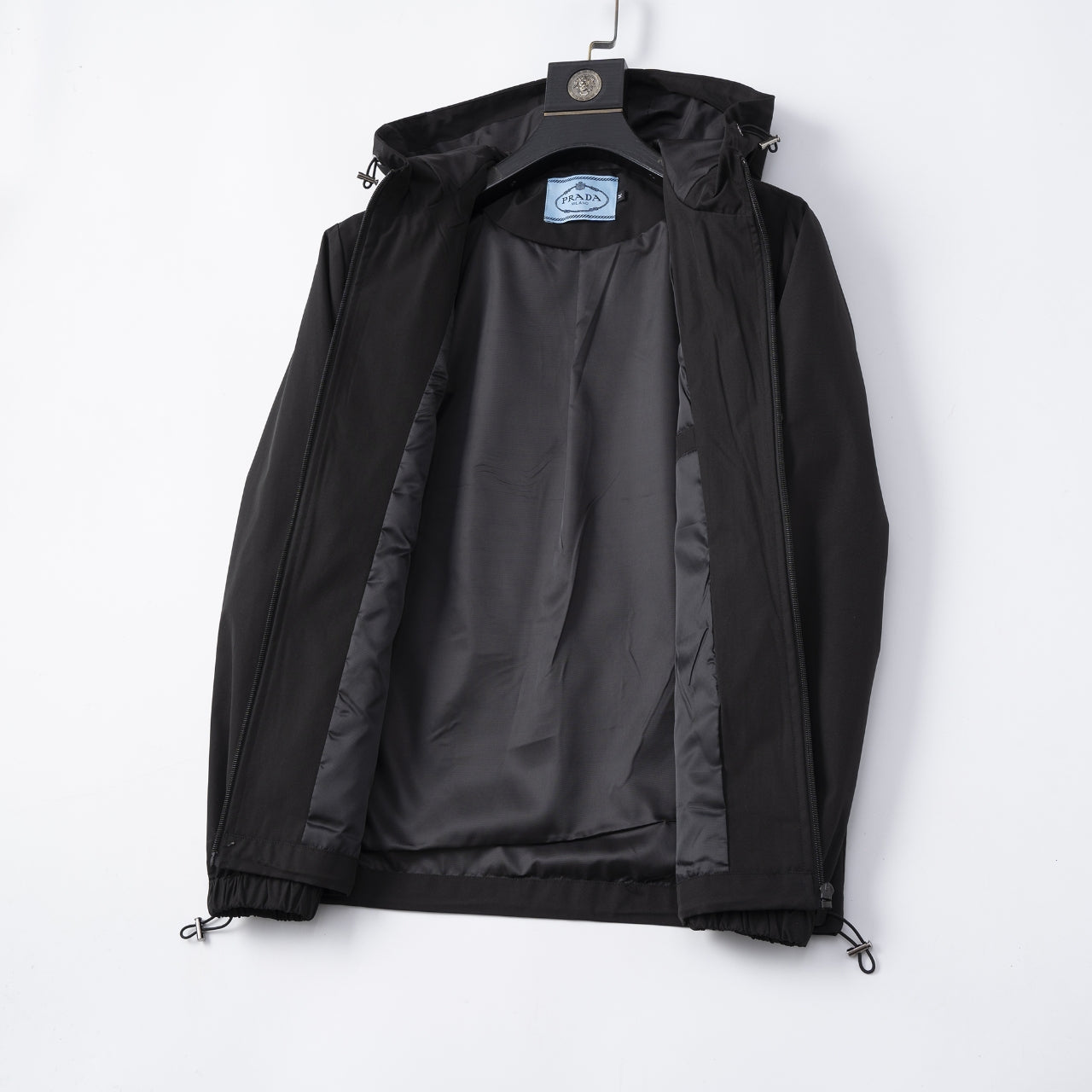 【PRADA旗艦店】プラダ ジャケット ご好評に付き再入荷！