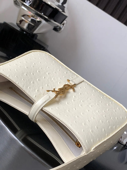 5 7 パイソン ホーボーバッグ