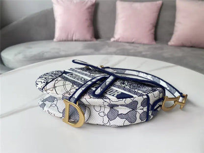 ディオール ベルベット サドルバッグ