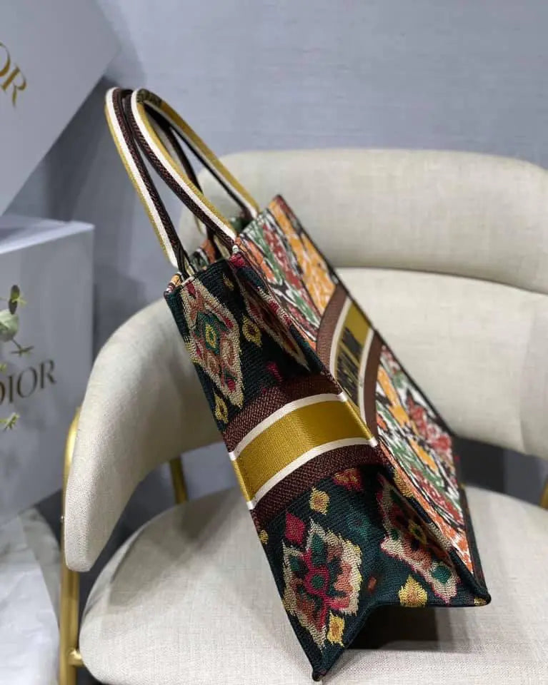 クリスチャン・ディオール ブックトートバッグ