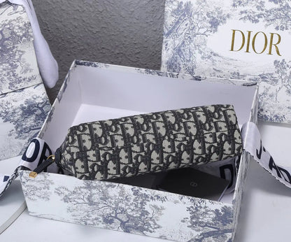クリスチャン・ディオール 30 モンテーニュ ビューティーポーチ