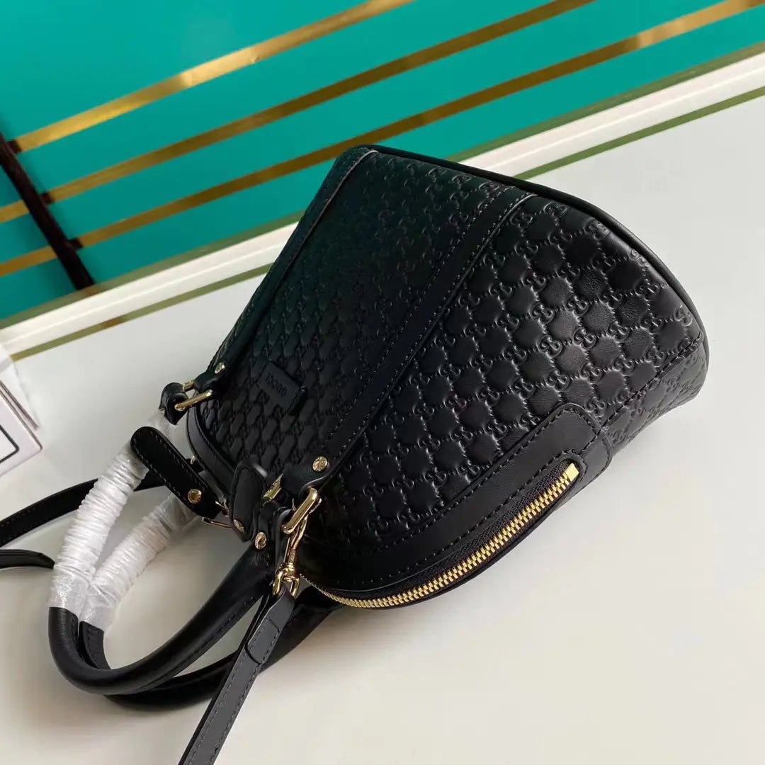 GUCCI マイクロ GG レザー ミニ ドーム クロスボディバッグ