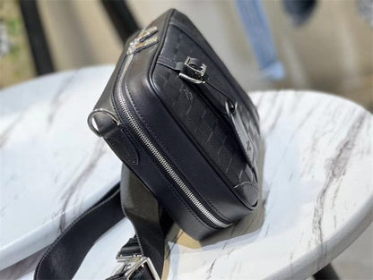 Louis Vuitton シリウスメッセンジャーバッグ N45286