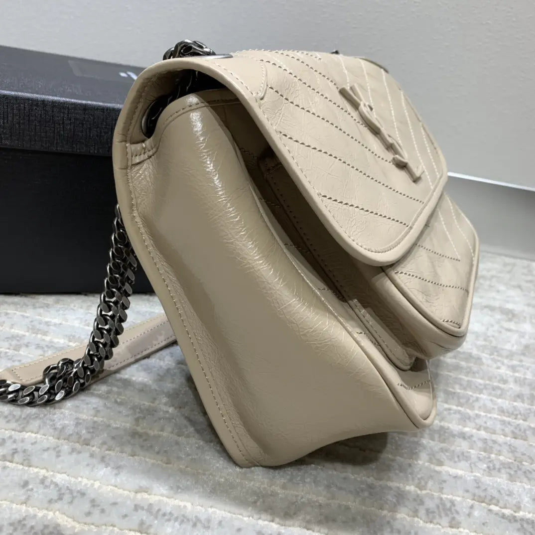 YSL ニキ ミディアム