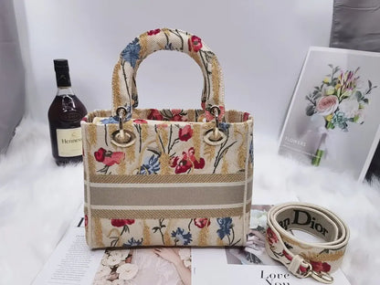 レディディオール