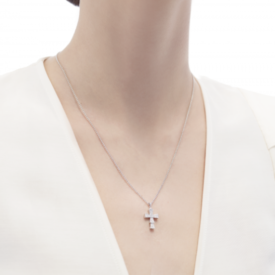 ブルガリ クローチェ ペンダントネックレス 新登場