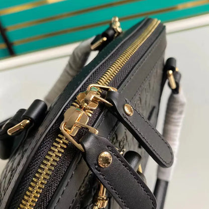 GUCCI マイクロ GG レザー ミニ ドーム クロスボディバッグ