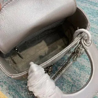 クリスチャン・ディオール ミニ レディ ディオール バッグ