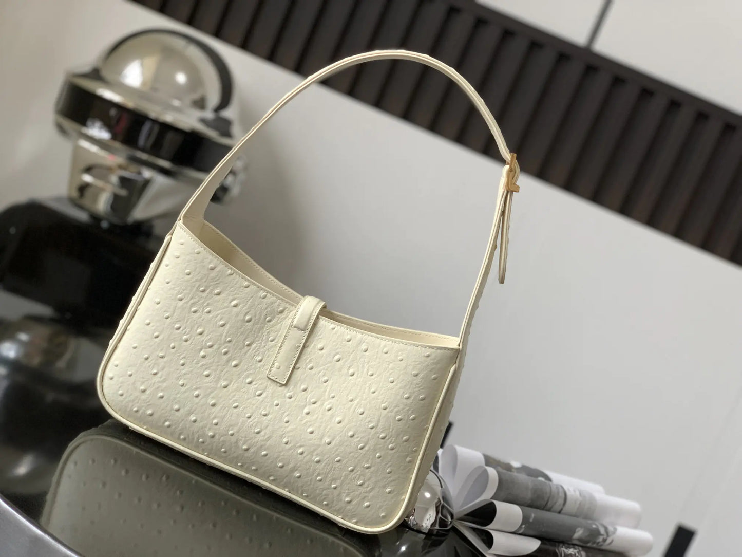 5 7 パイソン ホーボーバッグ