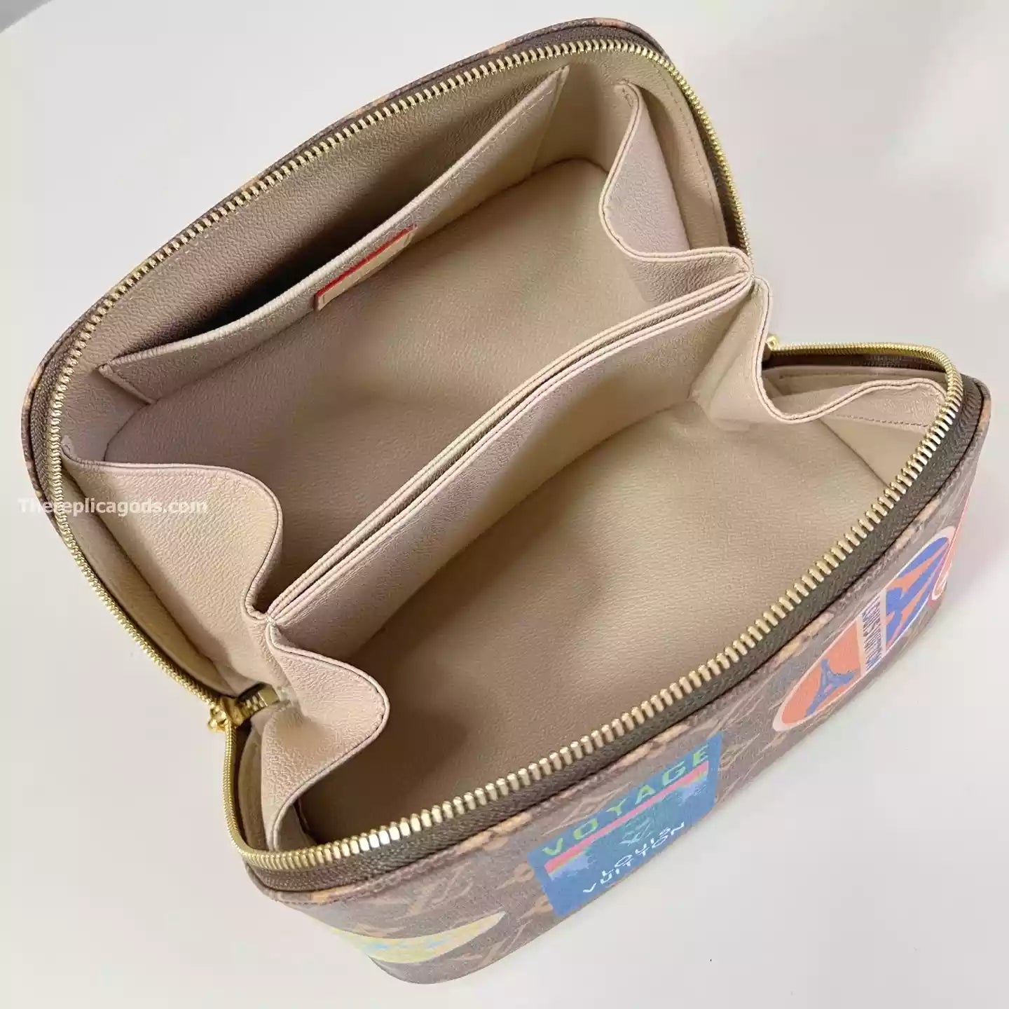 トイレタリーバッグ 2コンパートメント ブラウン モノグラム キャンバス – LW296