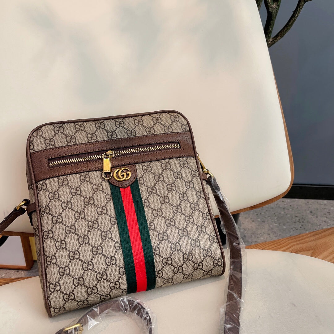 GUCCI〔オフィディア〕GGショルダーバッグ