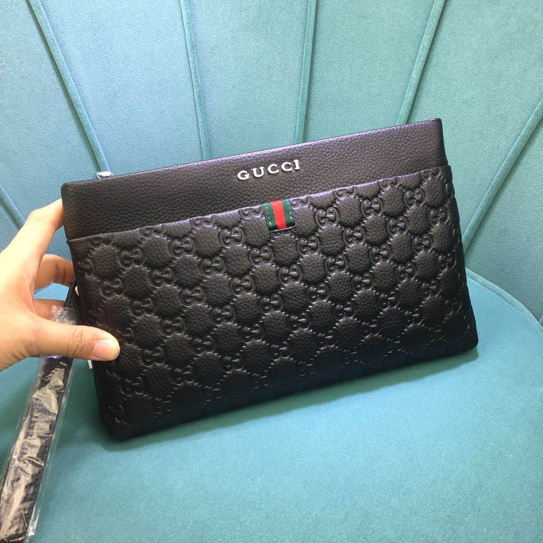 Gucci（グッチ）クラッチバッグ 28x18x2cm