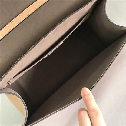 フェンディ カンイフ ショルダーバッグ