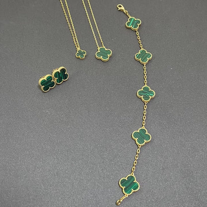 ヴァン クリーフ＆アーペルの四つ葉のクローバー マラカイト ブレスレット