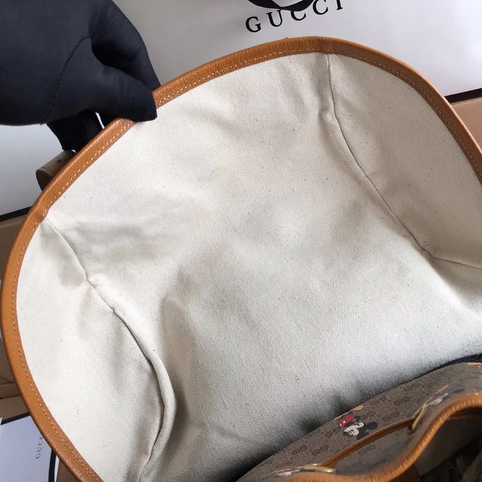 GG バックバッグ