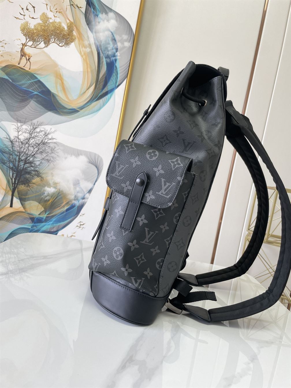 ルイ・ヴィトン クリストファー・バックパック モノグラム・エクリプス – LVB023