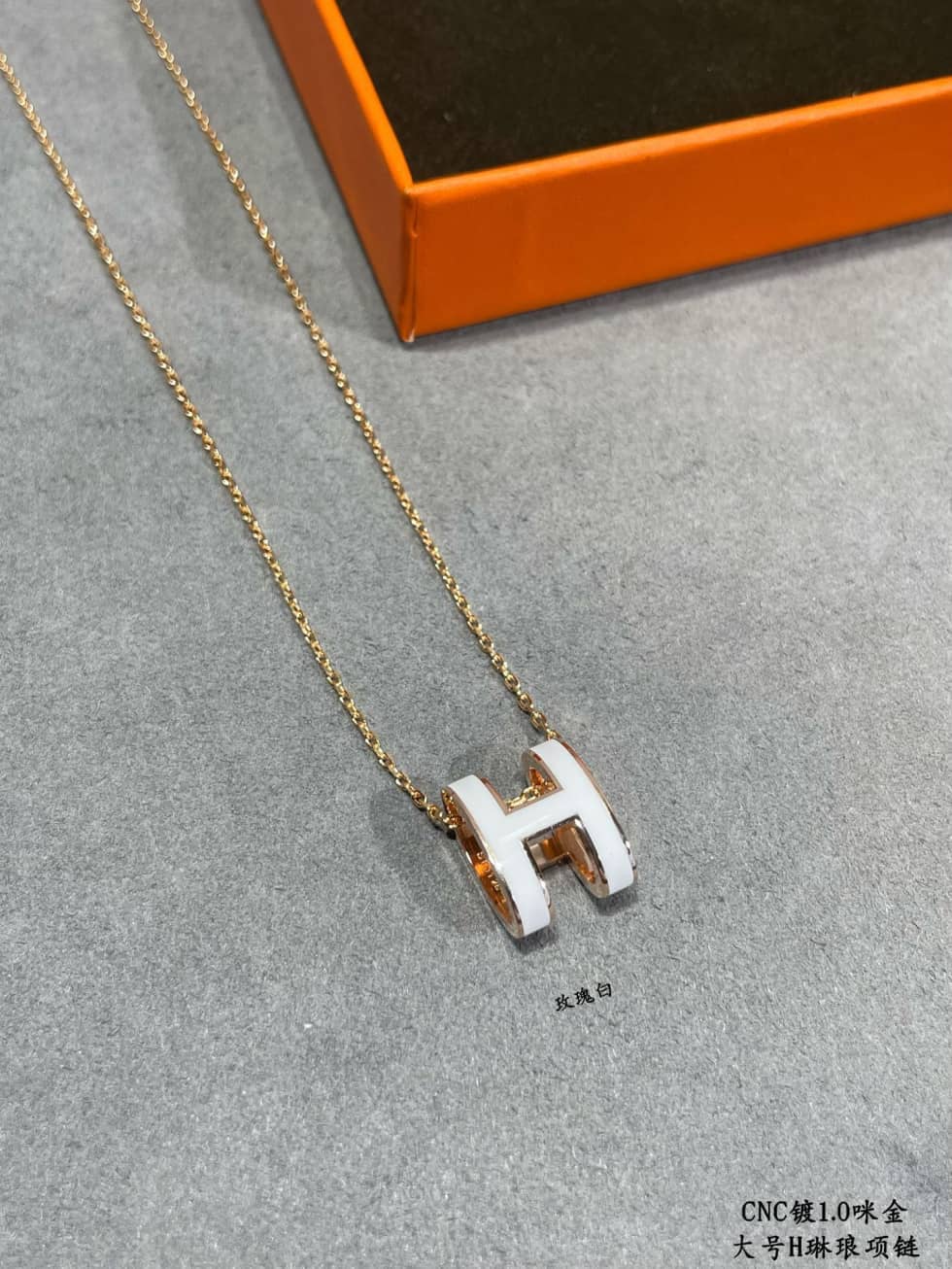 エルメスのロゴネックレスの卸売