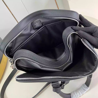 ポルテ ドキュメント ボヤージュ ブラック タイガ カウハイドレザー M30967 – LW322