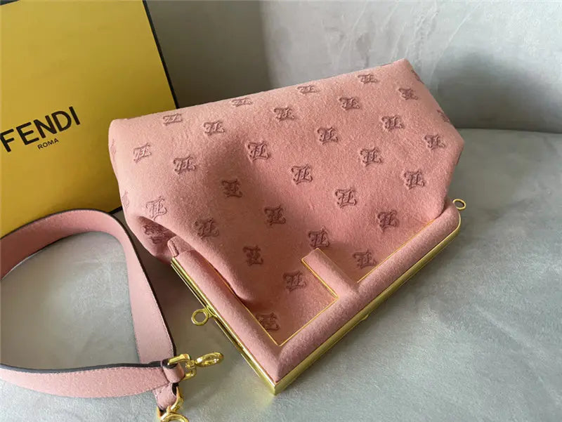 フェンディ ファーストバッグ ラージ