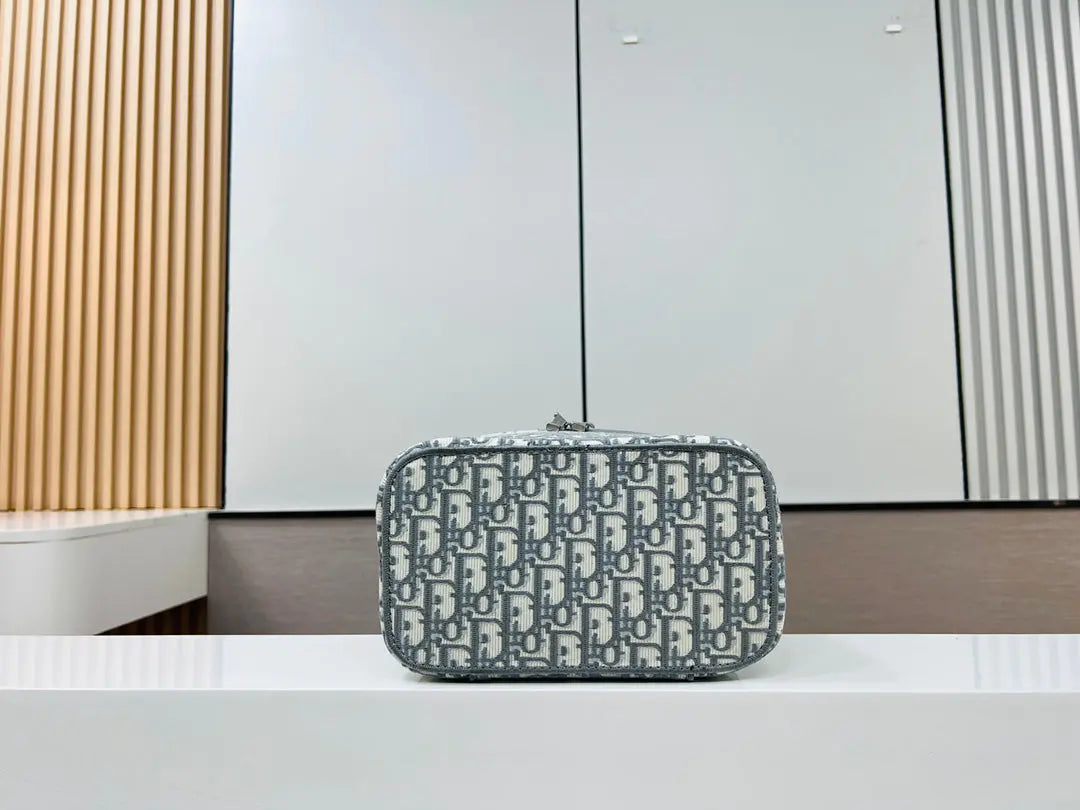 クリスチャン・ディオール コスメティックバッグ