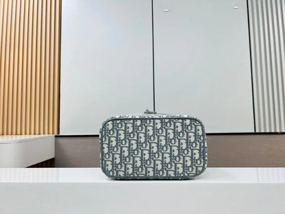 クリスチャン・ディオール コスメティックバッグ