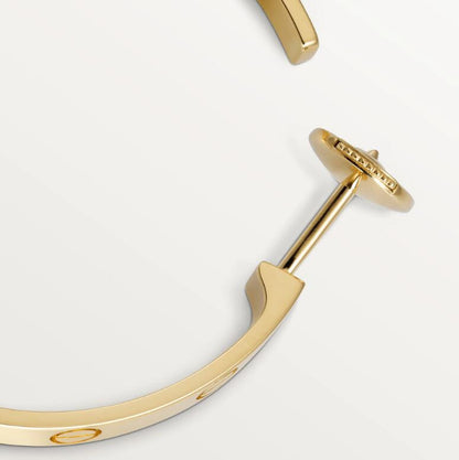 ラブイヤリング