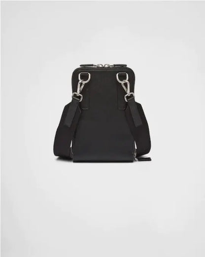 PRADA*ロゴ サフィアーノレザー スマートフォンケース ブラック
