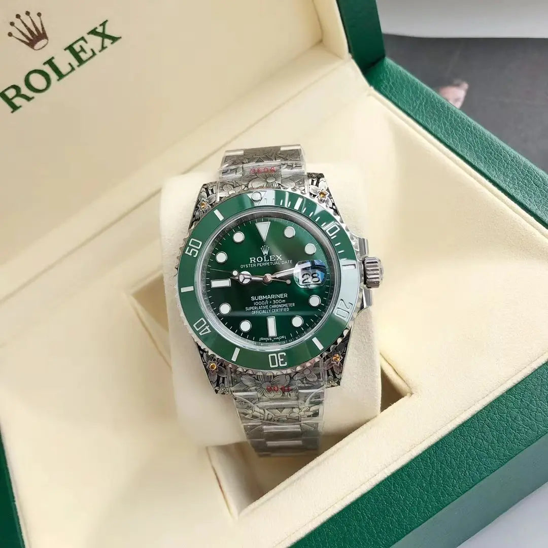 ロレックス サブマリーナーデイト 彫金 116610LV/116610LN