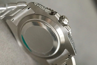 ロレックス サブマリーナーデイト 彫金 116610LV 数が少ない