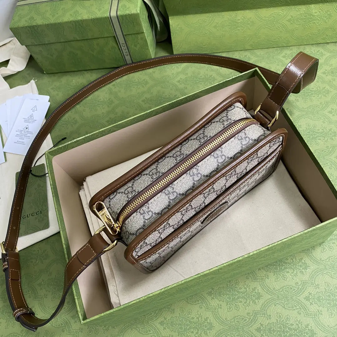 GGショルダーバッグ