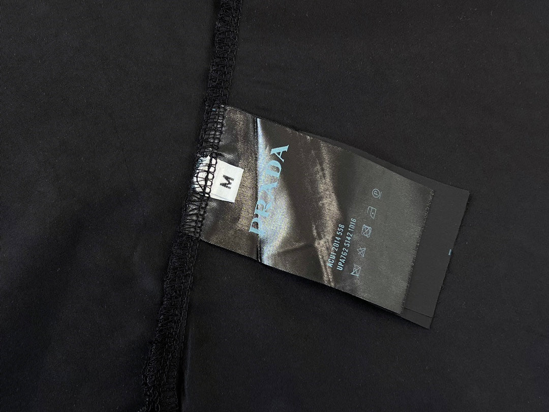 【PRADA公式旗艦店】プラダ シャツ ご好評に付き再入荷！