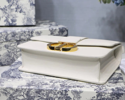 クリスチャン・ディオール 30 モンテーニュ バッグ