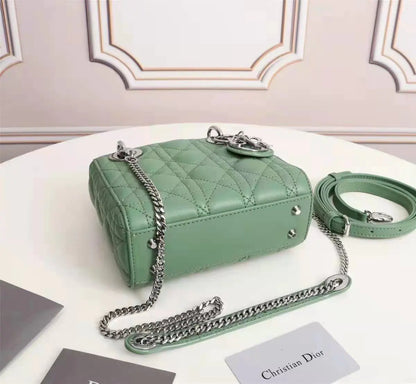 クリスチャン・ディオール ミニ レディ ディオール バッグ