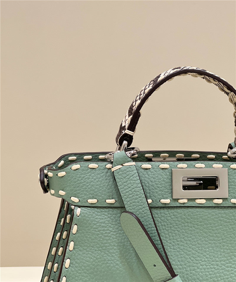 フェンディ ミディアムバッグ