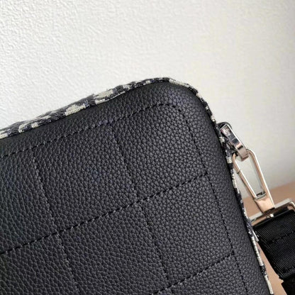 ディオール サファリ メッセンジャーバッグ ベージュ＆ブラック ディオール オブリーク ジャカード – DIO001