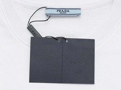 【PRADA公式旗艦店】ご好評に付き再入荷！！