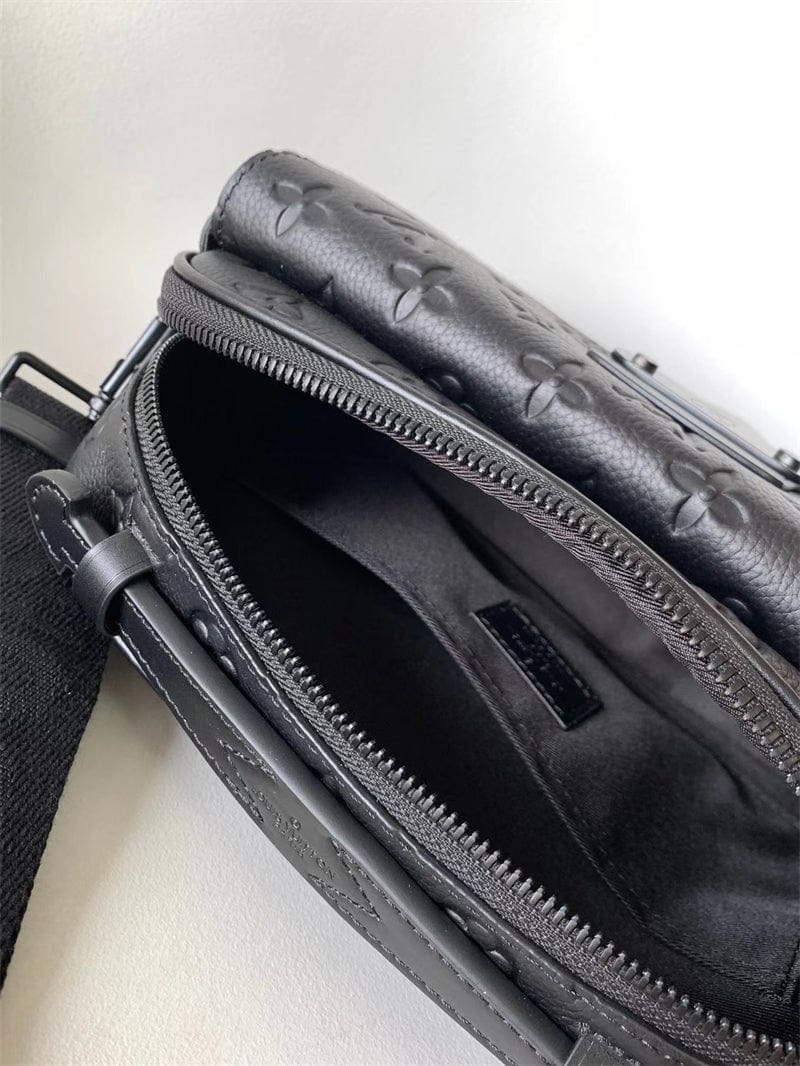 LOUIS VUITTON Sロック・メッセンジャーM58489