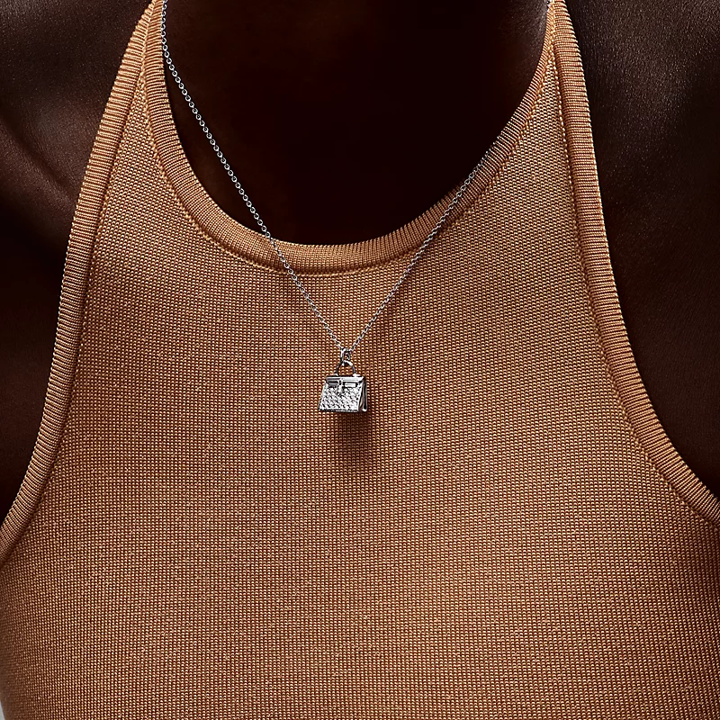 エルメス アミュレット ケリーネックレス 新入荷