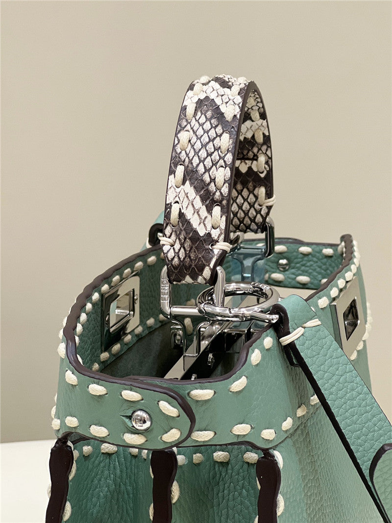 フェンディ ミディアムバッグ