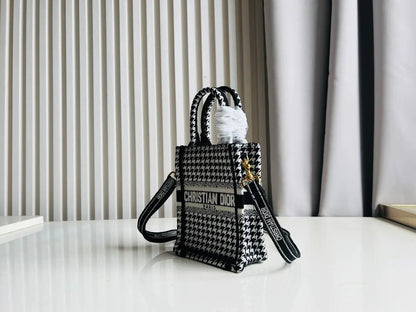 クリスチャン・ディオール ミニブックトート フォンバッグ