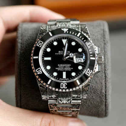 ロレックス サブマリーナーデイト 彫金 116610LV 数が少ない