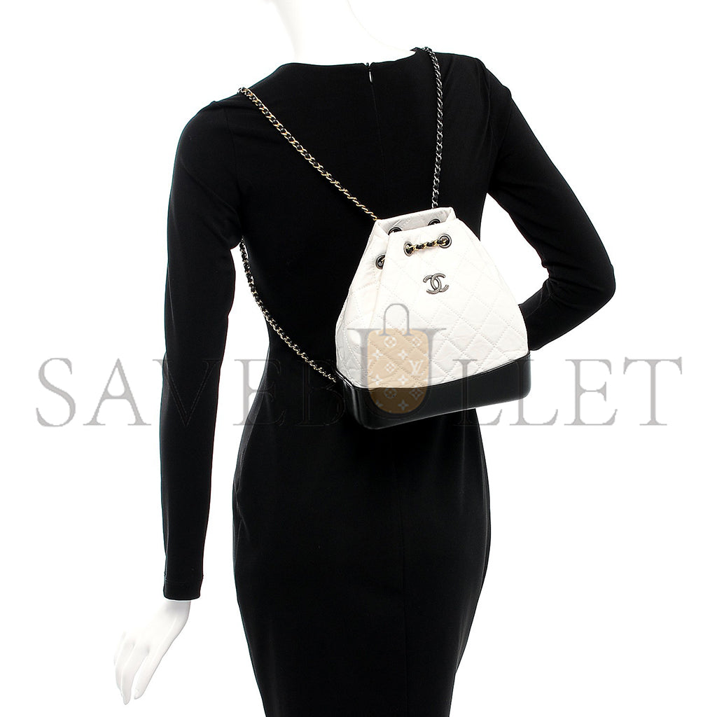 シャネル マスター カーフスキン キルティング スモール ガブリエル バックパック ブラック ホワイト A94885 (23*22.5*10.5cm)