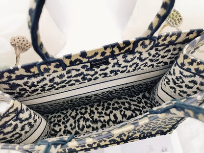 ディオール ブックトート