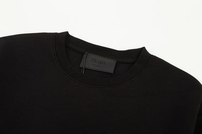 【PRADA公式旗艦店】好評に付き再入荷！！