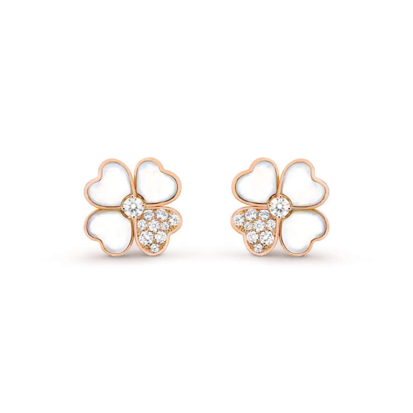 ヴァン クリーフ＆アーペルのコスモス イヤリング（スモールサイズ）の新着商品