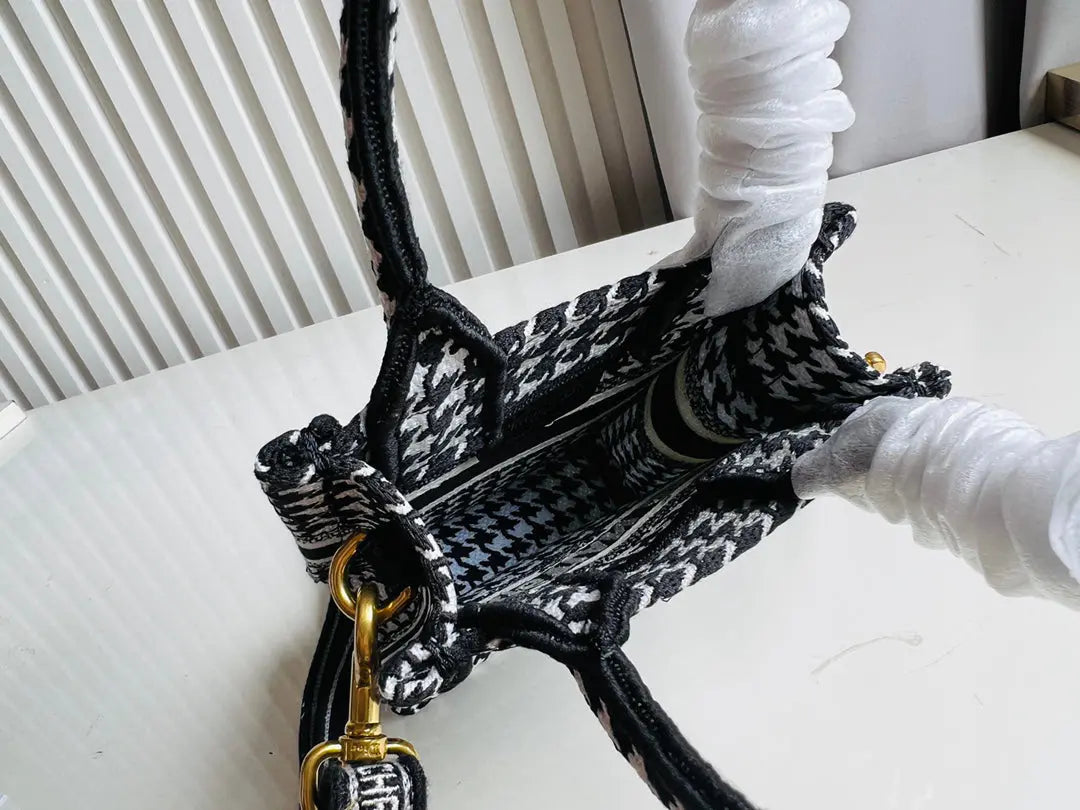 クリスチャン・ディオール ミニブックトート フォンバッグ