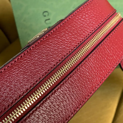 GG ブラック ショルダーバッグ