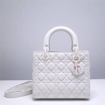 レディディオール マットホワイト