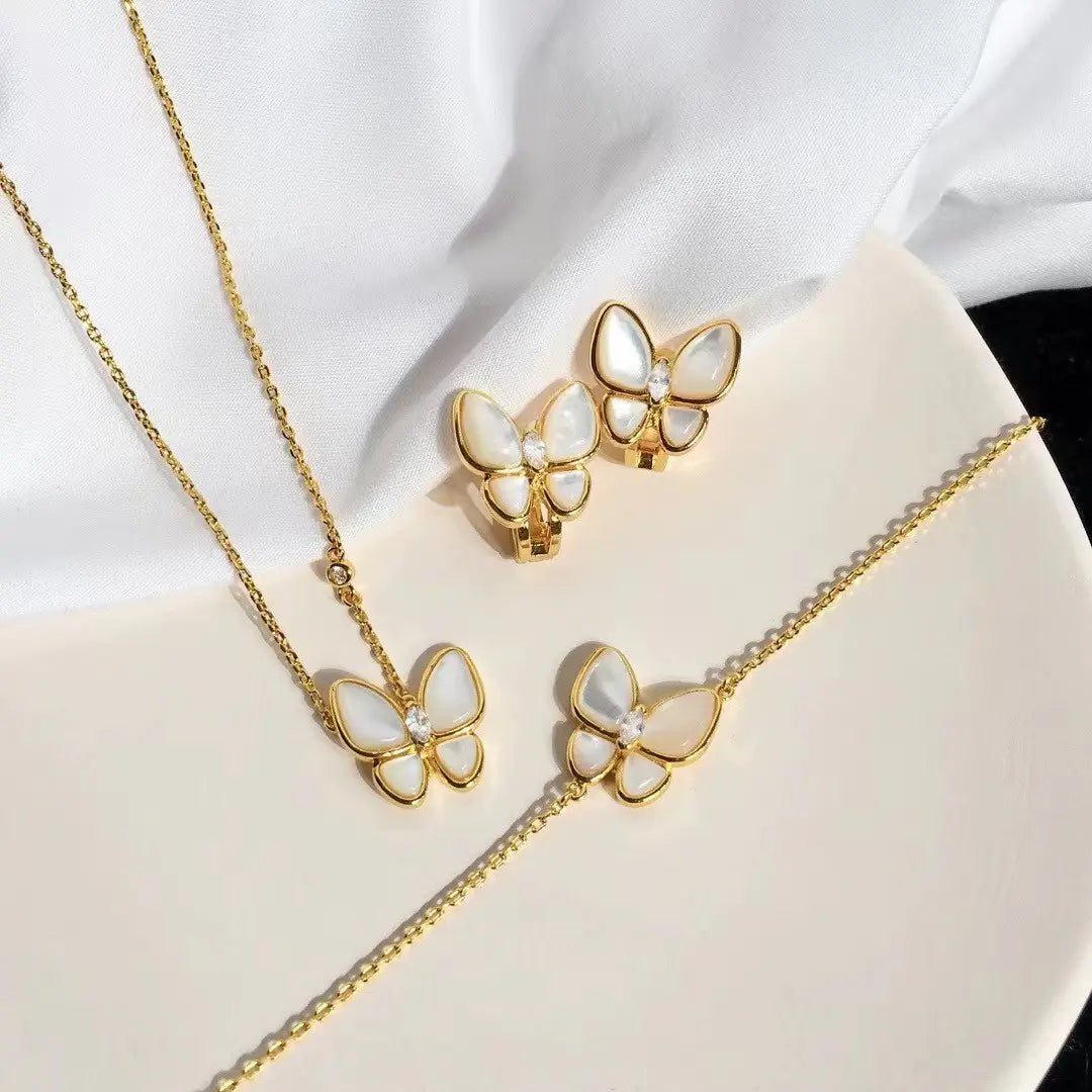 ヴァン クリーフ＆アーペル ホワイト フリティラリー バタフライ ブレスレット イヤリング
